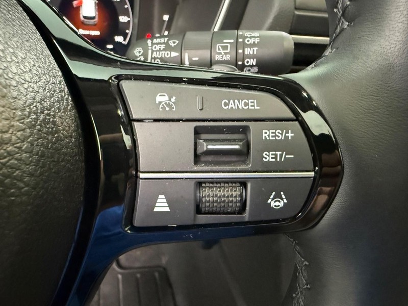 Honda Pilot Vehicle Full-screen Gallery Image 24
