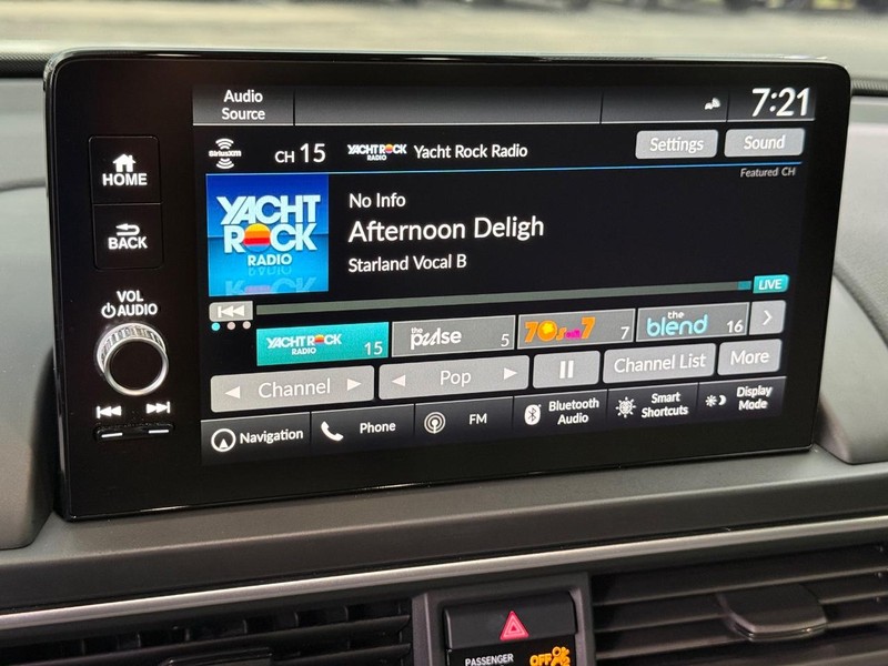 Honda Pilot Vehicle Full-screen Gallery Image 27