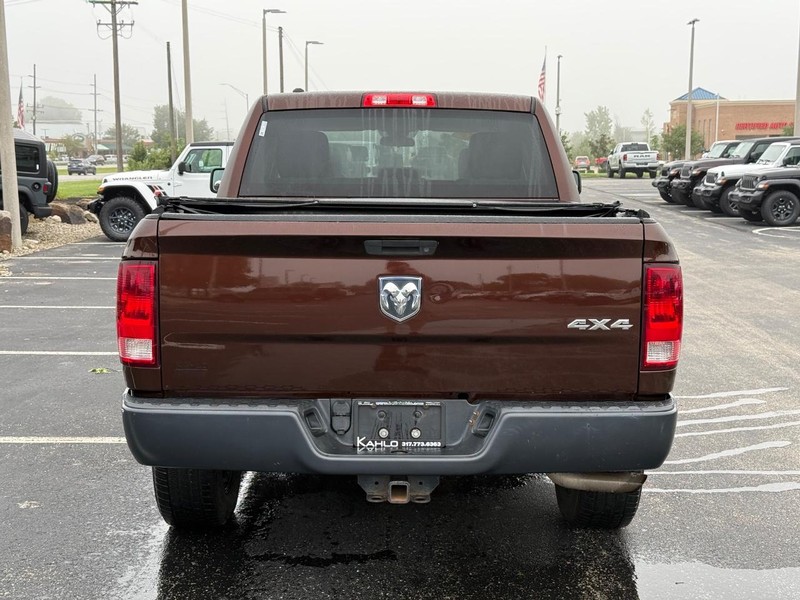 Ram 1500 Vehicle Full-screen Gallery Image 4