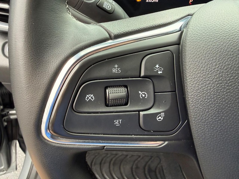Buick Envista Vehicle Full-screen Gallery Image 21