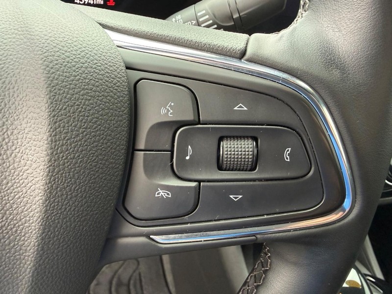 Buick Envista Vehicle Full-screen Gallery Image 22