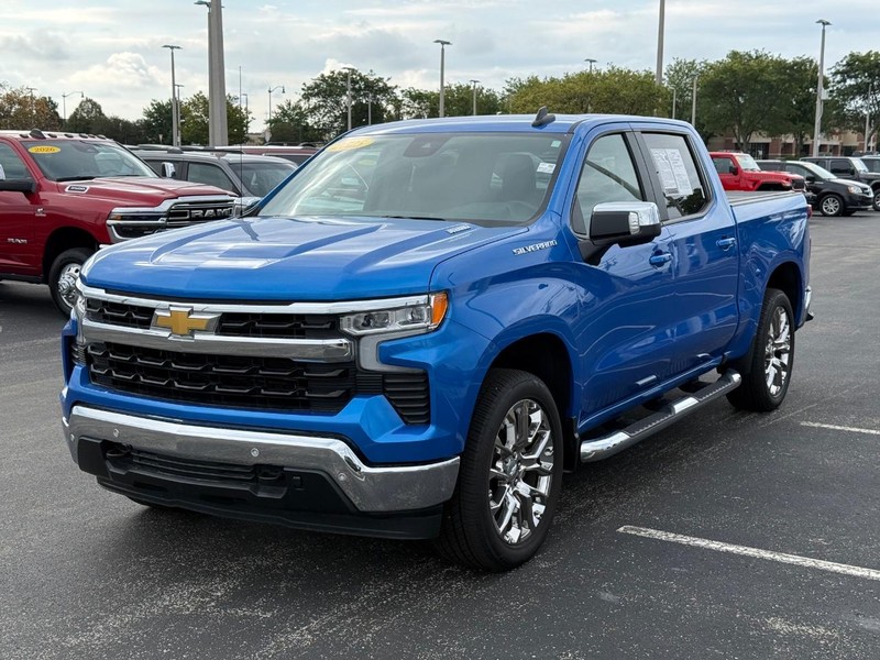 Chevrolet Silverado 1500 Vehicle Full-screen Gallery Image 8