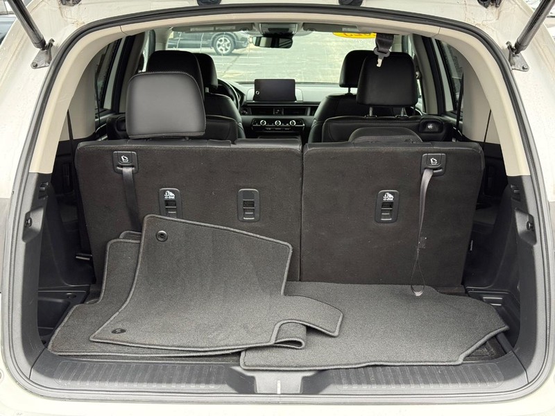 Honda Pilot Vehicle Full-screen Gallery Image 7