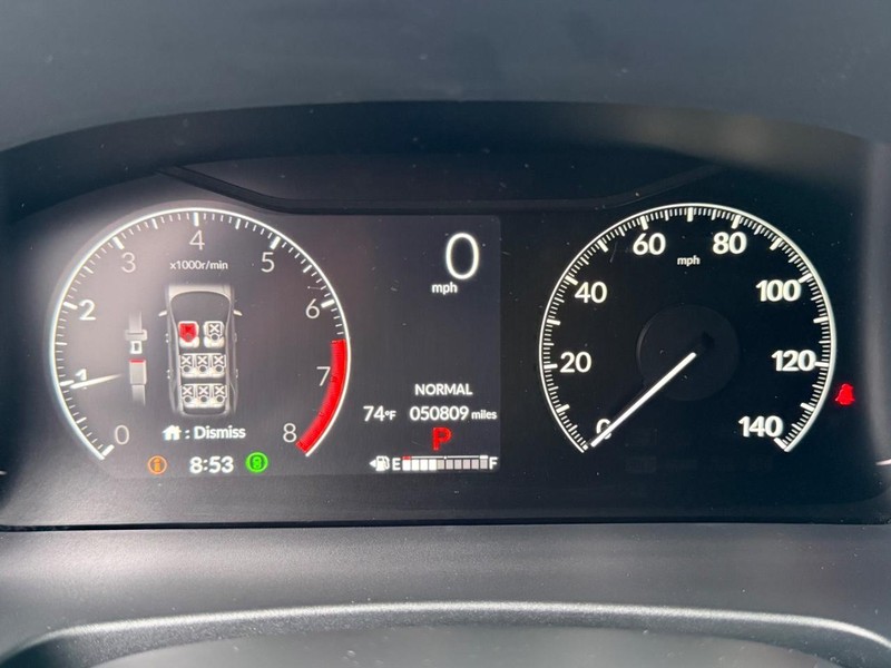Honda Pilot Vehicle Full-screen Gallery Image 31