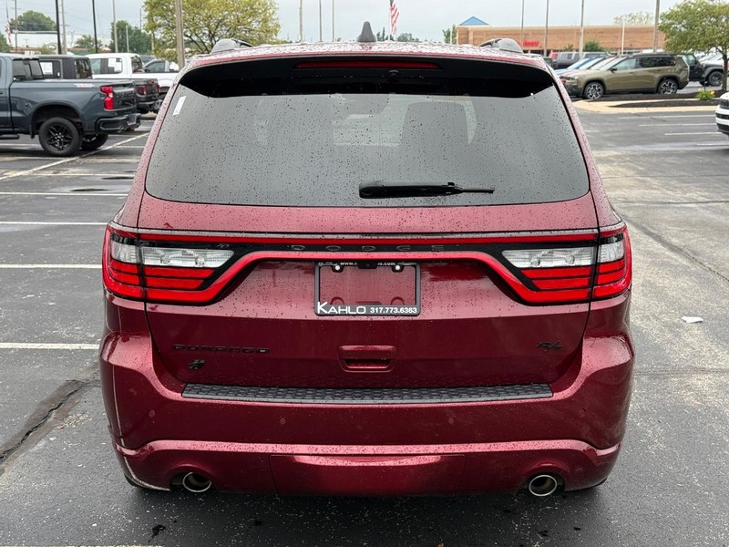 Dodge Durango Vehicle Full-screen Gallery Image 4