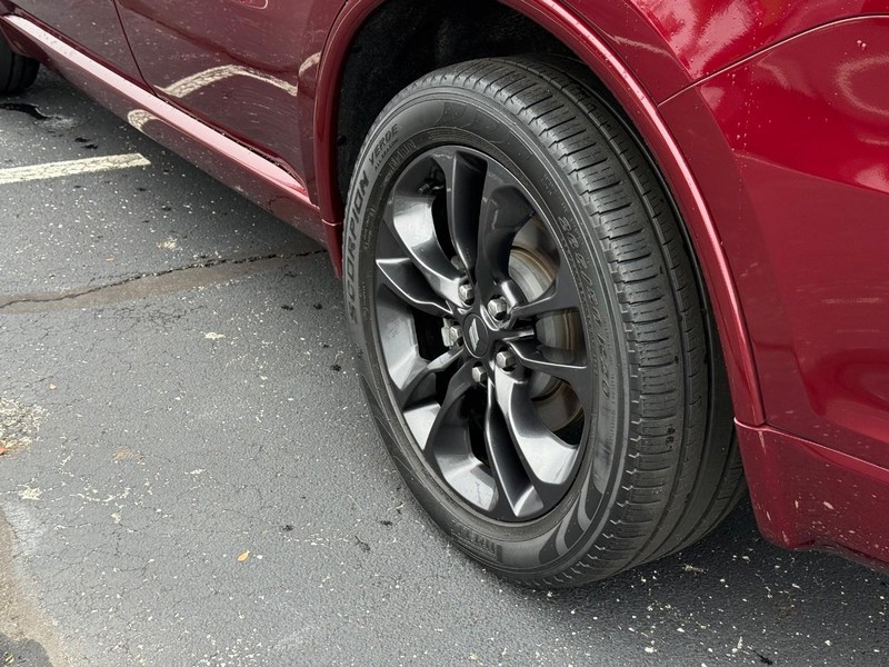 Dodge Durango Vehicle Full-screen Gallery Image 6