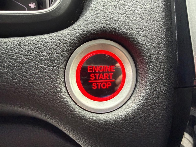 Honda CR-V Vehicle Full-screen Gallery Image 23