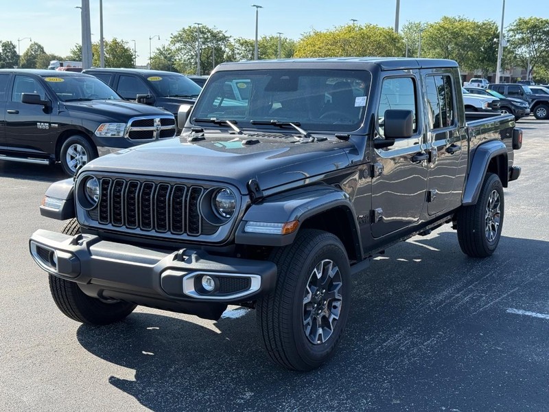 Jeep Gladiator Vehicle Full-screen Gallery Image 8