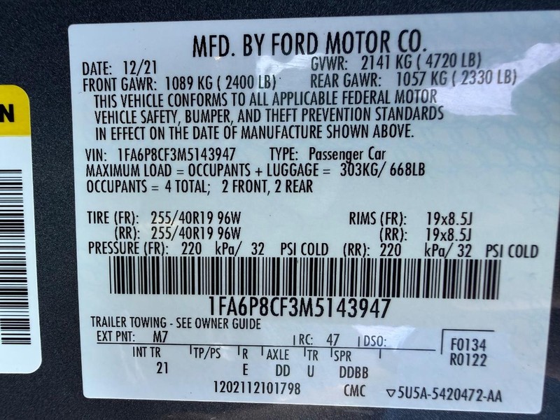 Ford Mustang Vehicle Full-screen Gallery Image 30