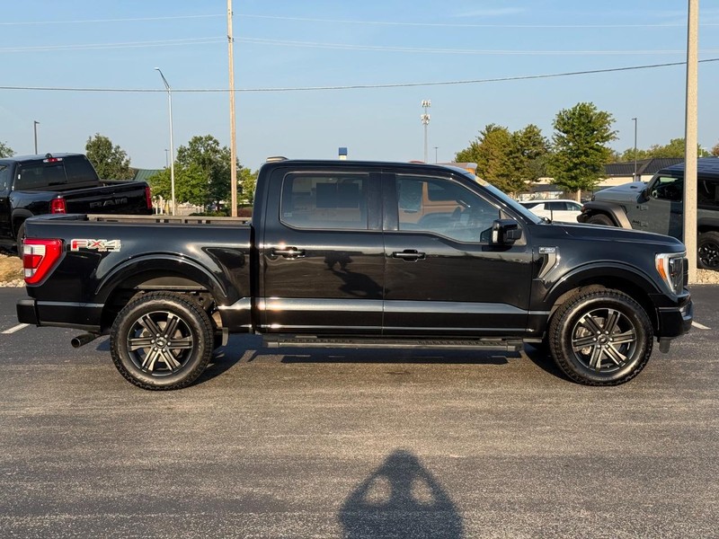 Ford F-150 Vehicle Full-screen Gallery Image 2