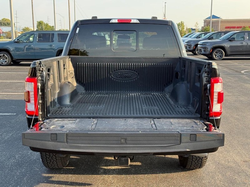 Ford F-150 Vehicle Full-screen Gallery Image 7
