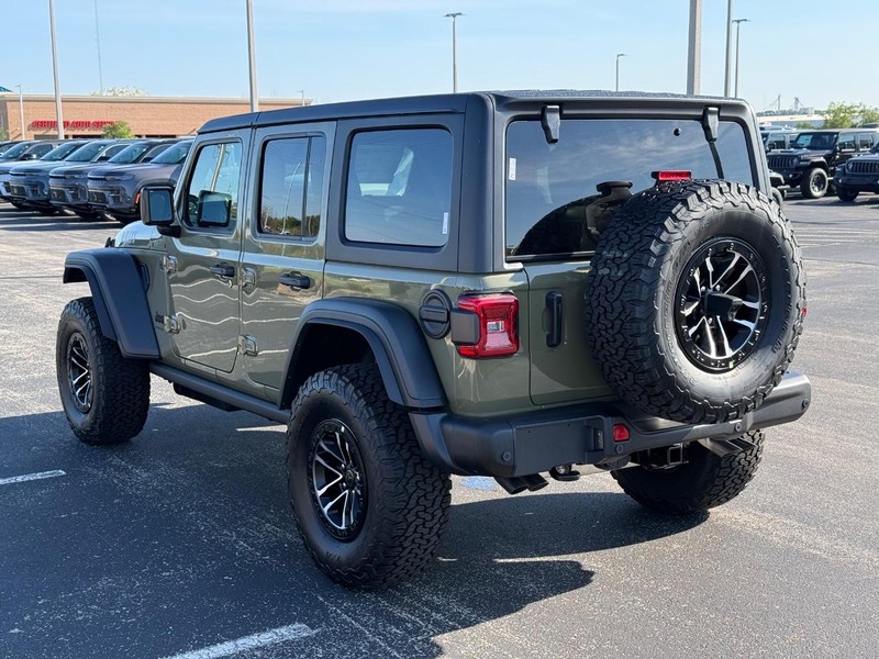 Jeep Wrangler Vehicle Full-screen Gallery Image 5