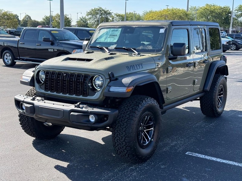 Jeep Wrangler Vehicle Full-screen Gallery Image 8