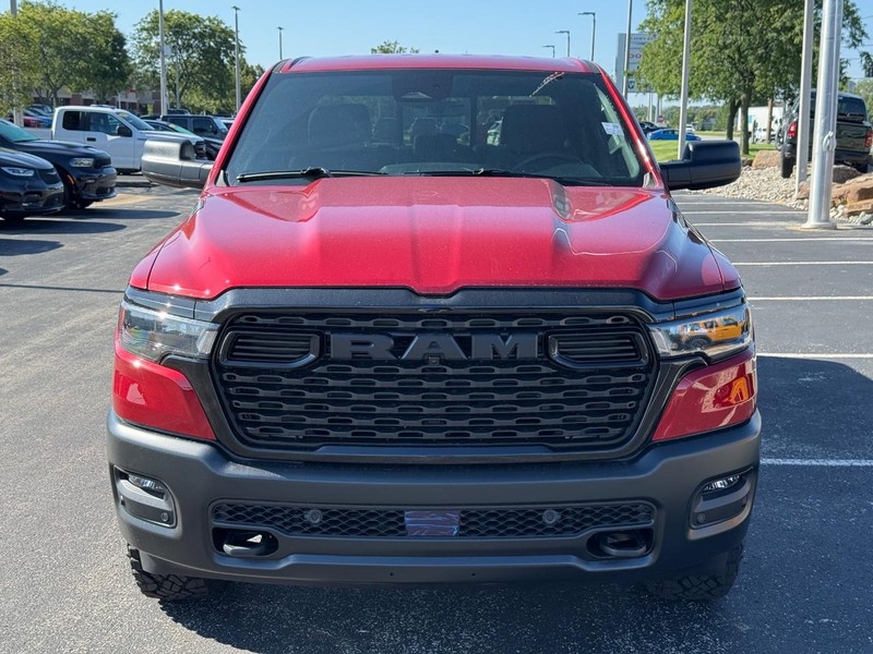 Ram 1500 Vehicle Full-screen Gallery Image 9