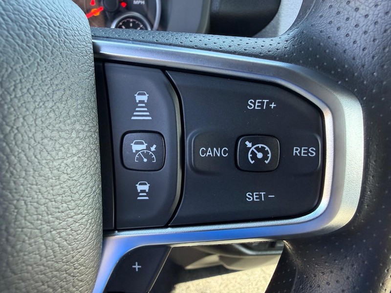 Ram 1500 Vehicle Full-screen Gallery Image 20