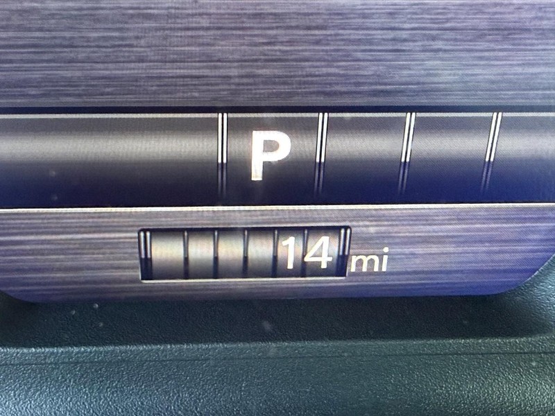 Ram 1500 Vehicle Full-screen Gallery Image 29