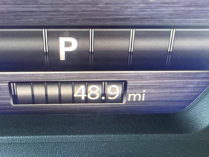 Ram 1500 Vehicle Full-screen Gallery Image 29