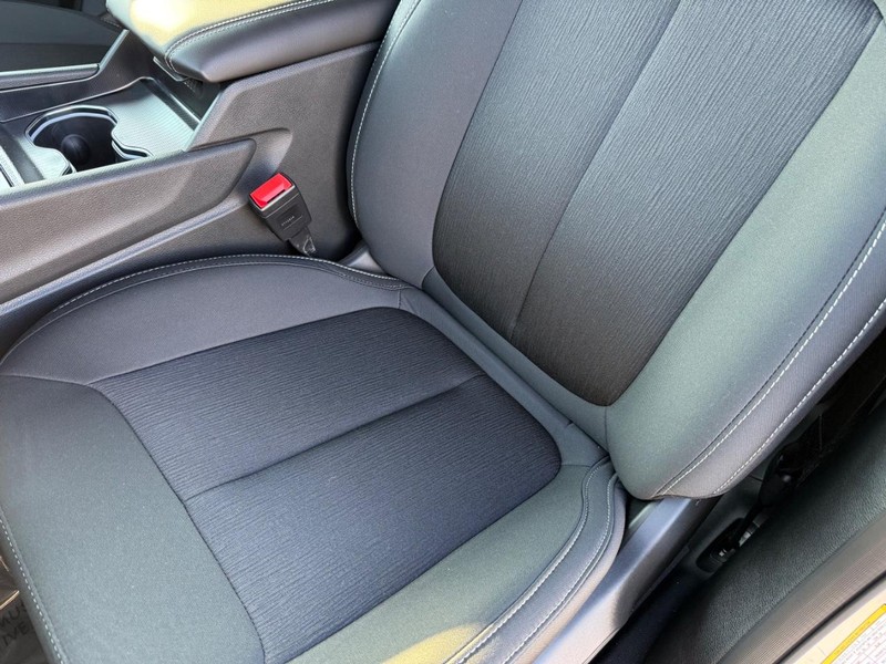 Jeep Grand Cherokee L Vehicle Full-screen Gallery Image 34