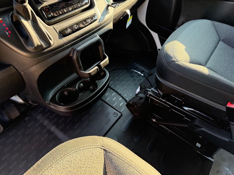 Ram ProMaster Cargo Van Vehicle Full-screen Gallery Image 26