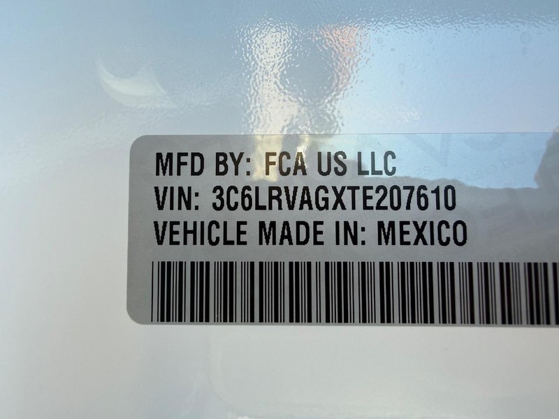 Ram ProMaster Cargo Van Vehicle Full-screen Gallery Image 31