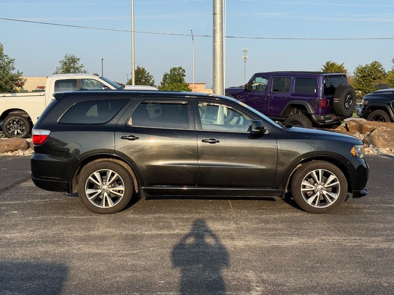 Dodge Durango Vehicle Full-screen Gallery Image 2