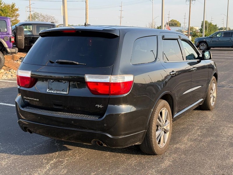 Dodge Durango Vehicle Full-screen Gallery Image 3