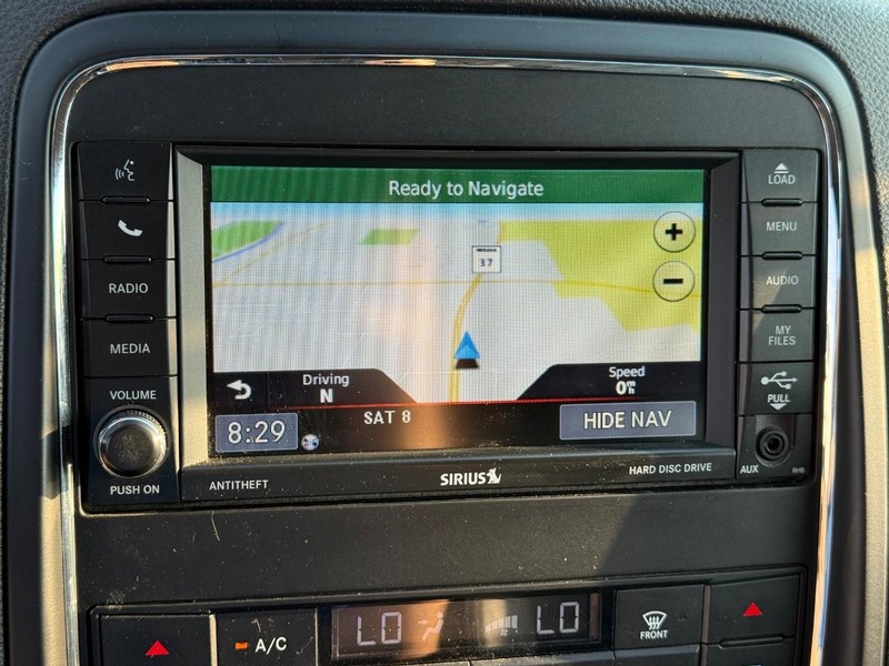 Dodge Durango Vehicle Full-screen Gallery Image 23
