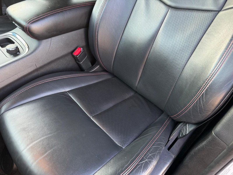 Dodge Durango Vehicle Full-screen Gallery Image 32
