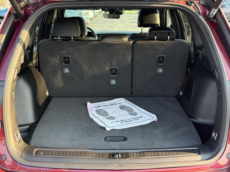 Jeep Grand Cherokee Vehicle Full-screen Gallery Image 7