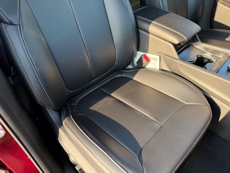 Jeep Grand Cherokee Vehicle Full-screen Gallery Image 17