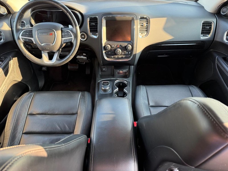 Dodge Durango Vehicle Full-screen Gallery Image 15