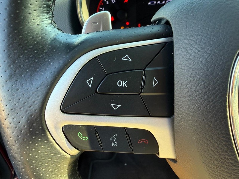 Dodge Durango Vehicle Full-screen Gallery Image 22