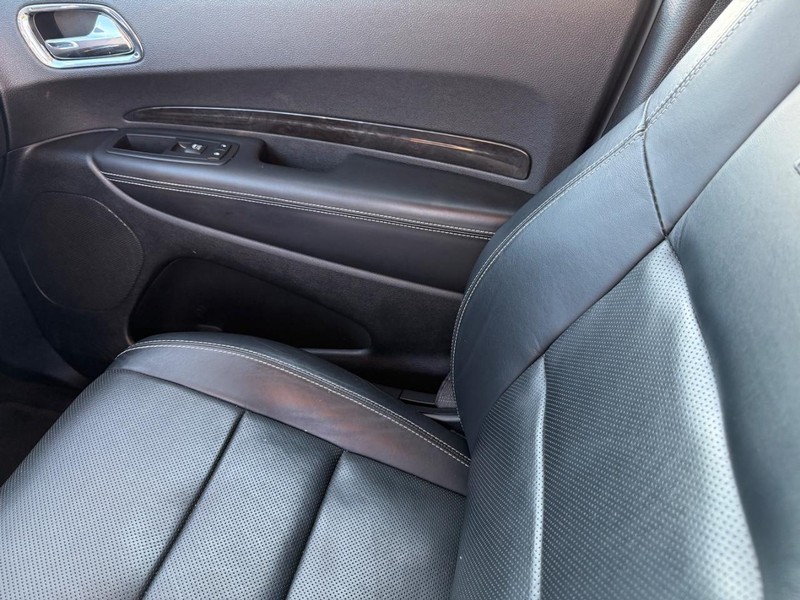 Dodge Durango Vehicle Full-screen Gallery Image 30