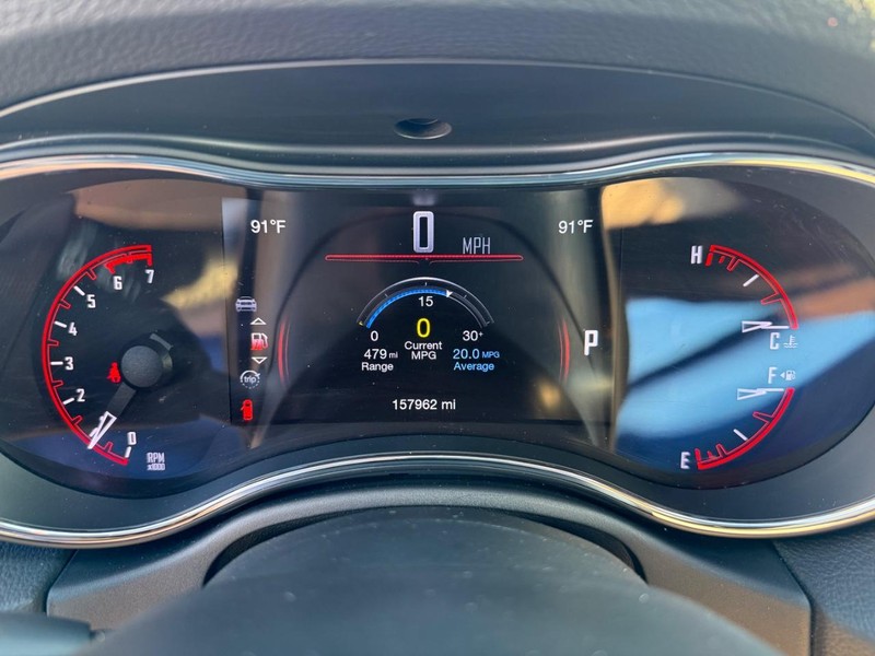 Dodge Durango Vehicle Full-screen Gallery Image 32