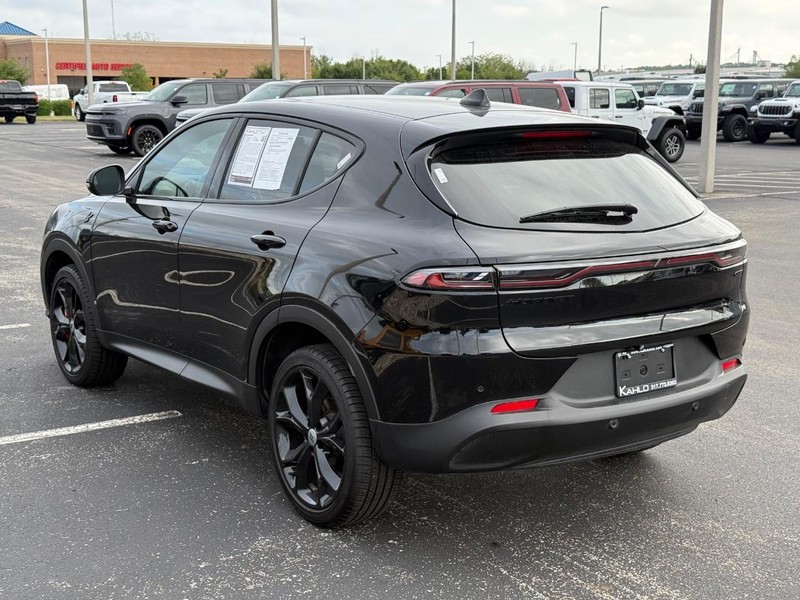Dodge Hornet Vehicle Full-screen Gallery Image 05