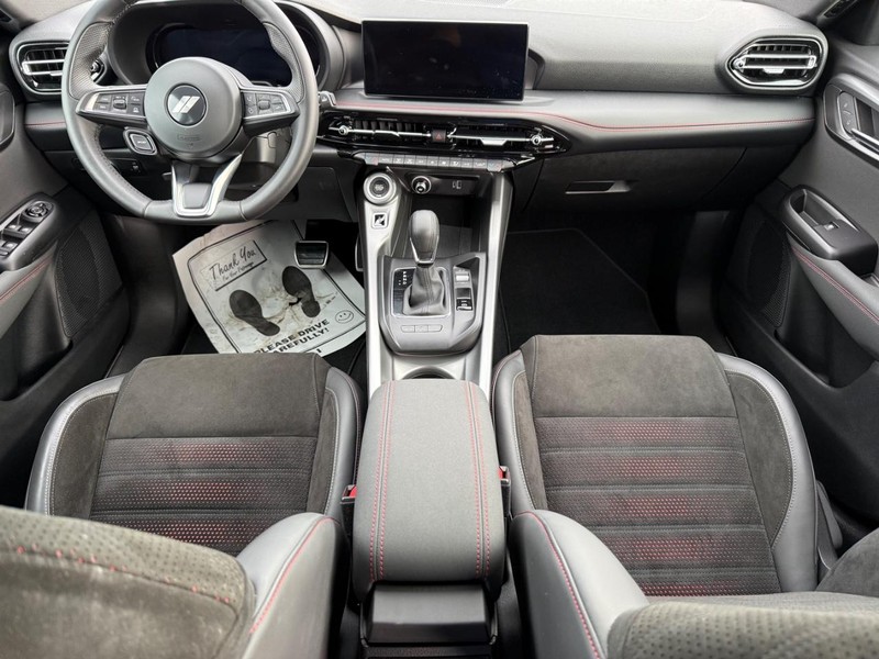 Dodge Hornet Vehicle Full-screen Gallery Image 12