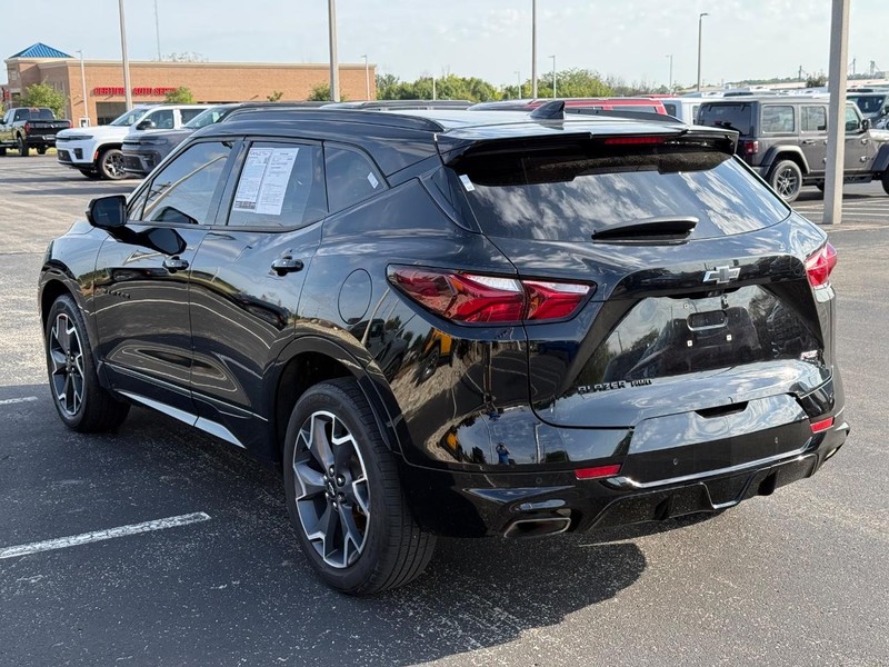 Chevrolet Blazer Vehicle Full-screen Gallery Image 05