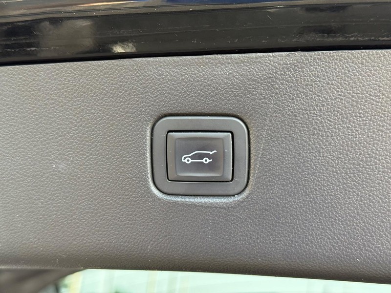 Chevrolet Blazer Vehicle Full-screen Gallery Image 08