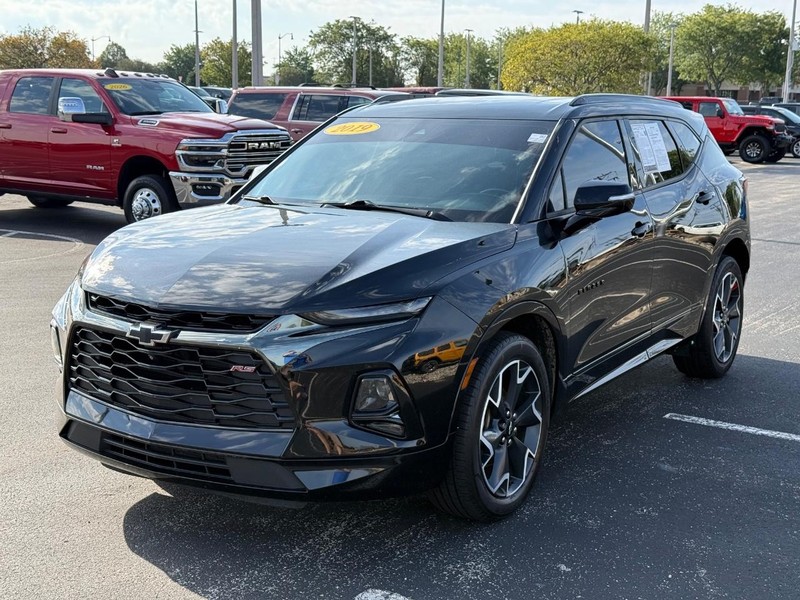 Chevrolet Blazer Vehicle Full-screen Gallery Image 09