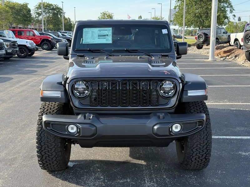 Jeep Wrangler Vehicle Full-screen Gallery Image 9