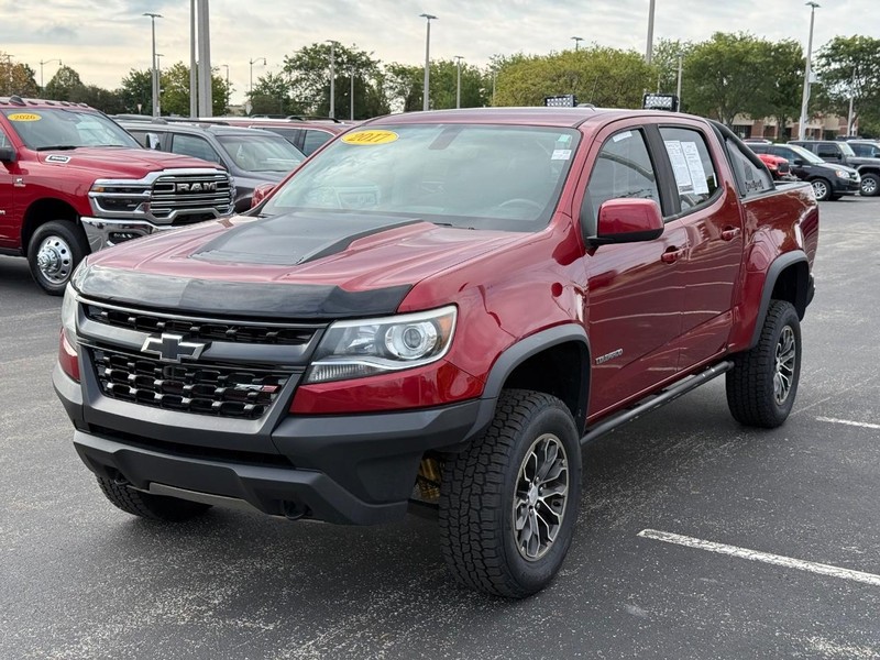 Chevrolet Colorado Vehicle Full-screen Gallery Image 08