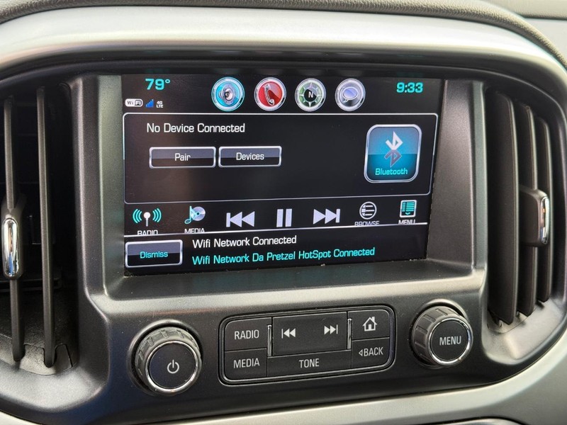 Chevrolet Colorado Vehicle Full-screen Gallery Image 22