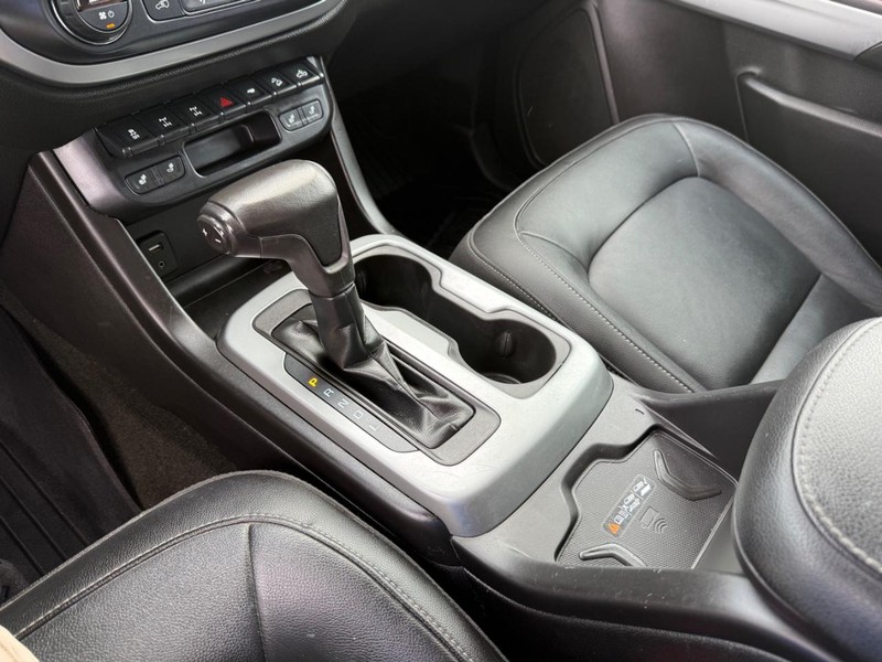 Chevrolet Colorado Vehicle Full-screen Gallery Image 25