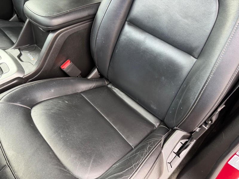 Chevrolet Colorado Vehicle Full-screen Gallery Image 29