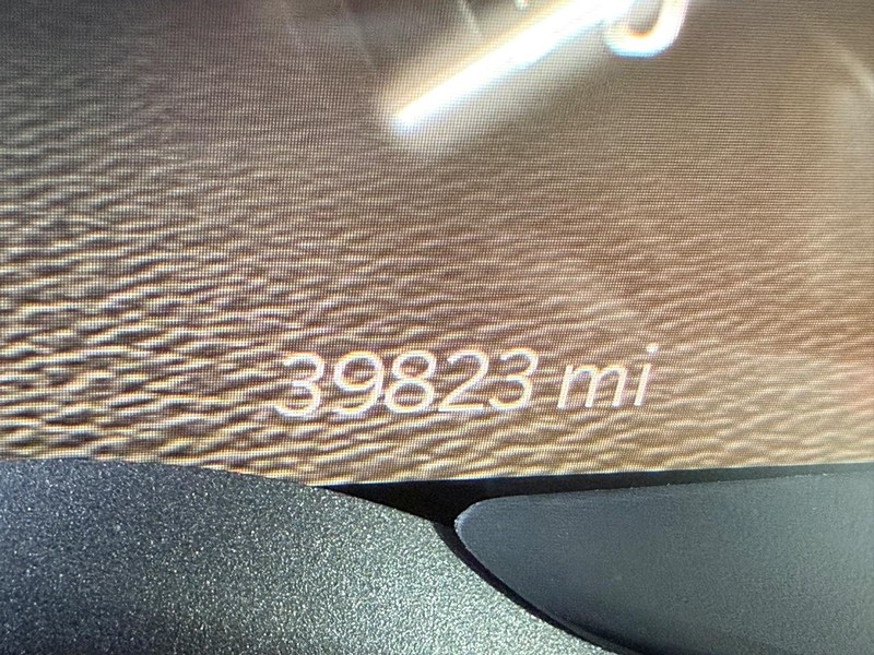 Ram 3500 Vehicle Full-screen Gallery Image 28