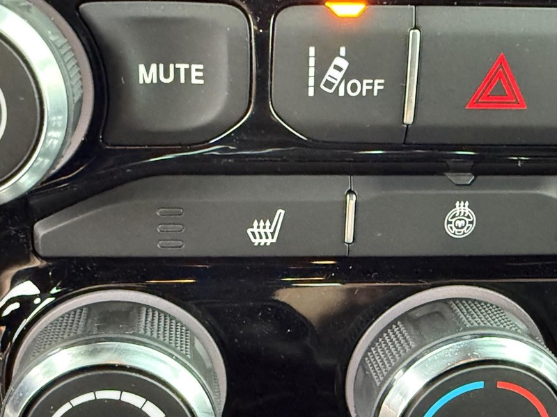 Ram 2500 Vehicle Full-screen Gallery Image 23