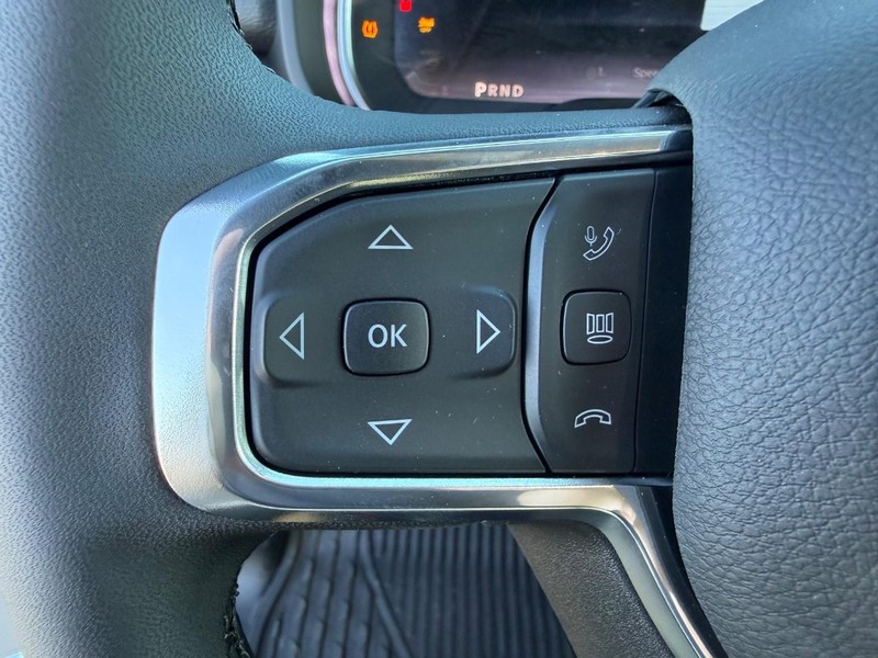 Ram 2500 Vehicle Full-screen Gallery Image 20