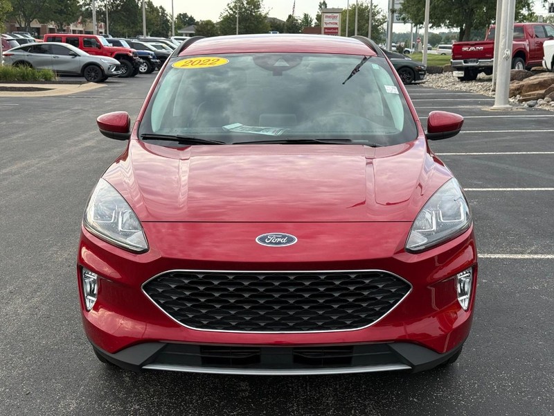 Ford Escape Vehicle Full-screen Gallery Image 10