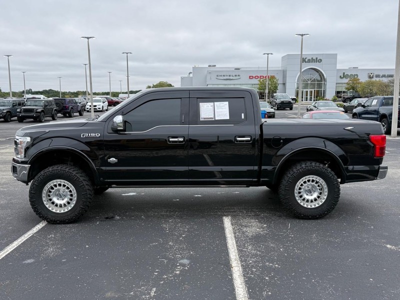 Ford F-150 Vehicle Full-screen Gallery Image 08