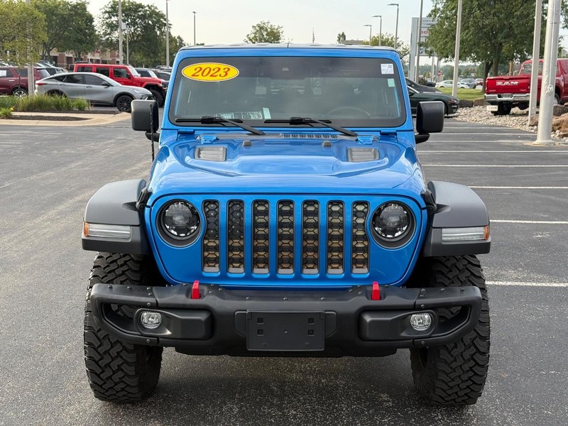 Jeep Gladiator Vehicle Full-screen Gallery Image 9